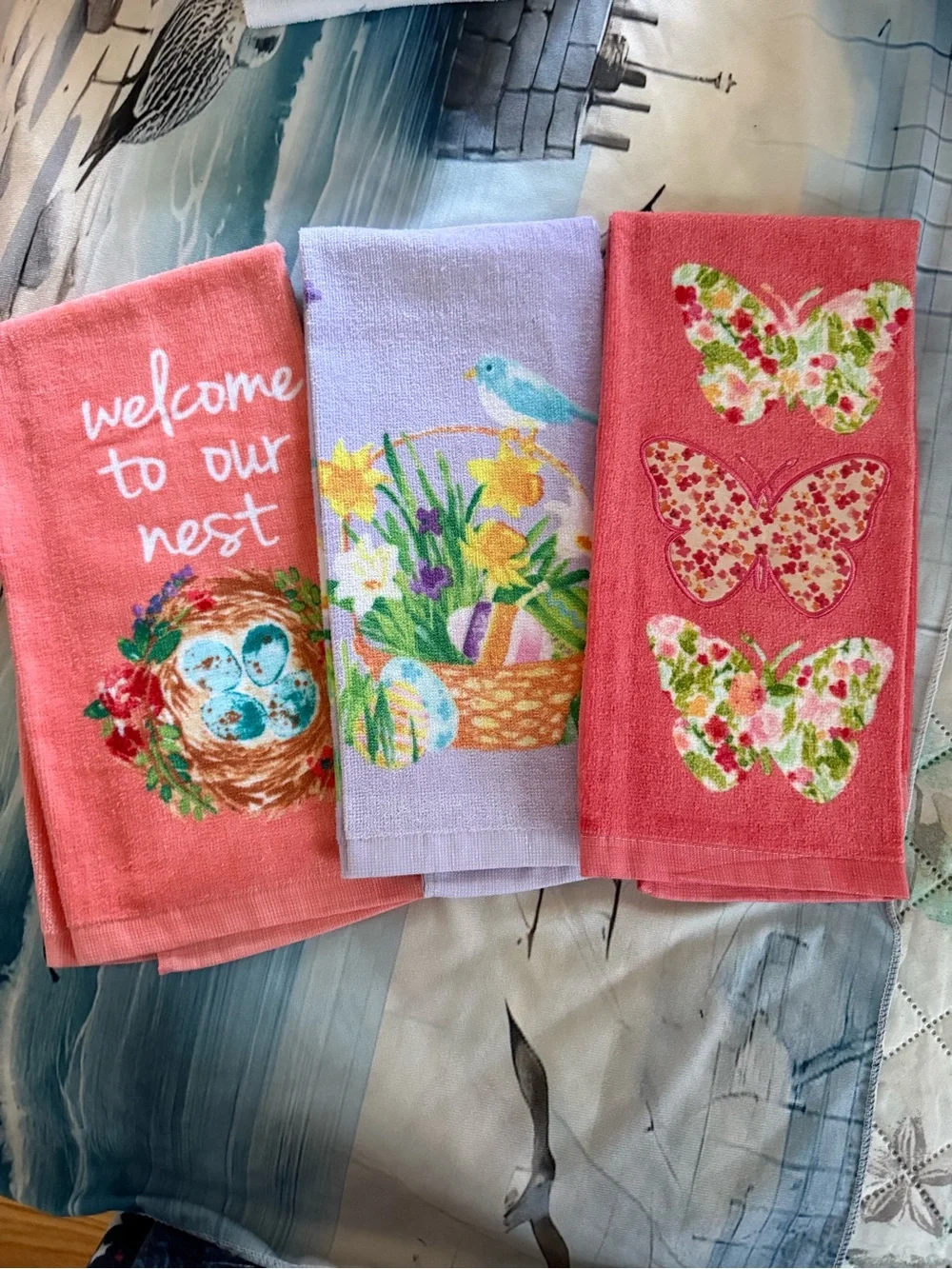 New Set of 3 Spring Holiday Towels